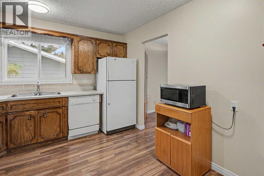 232 Sandstone Place NW - 11