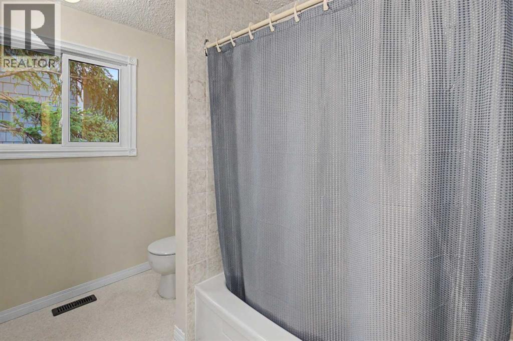 232 Sandstone Place NW - 16
