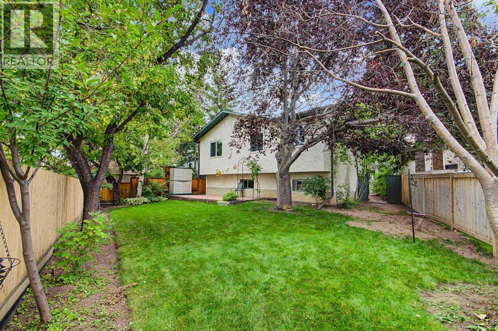 232 Sandstone Place NW - 29