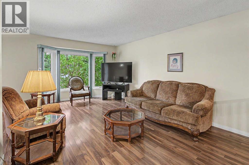 232 Sandstone Place NW, Sandstone Valley, Calgary photo 4
