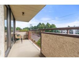 301 32885 George Ferguson Way, Abbotsford, BC V2S7X1 Photo 10