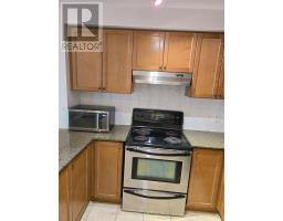 315 - 2 Maison Parc Court, Vaughan, ON L4J9K4 Photo 11