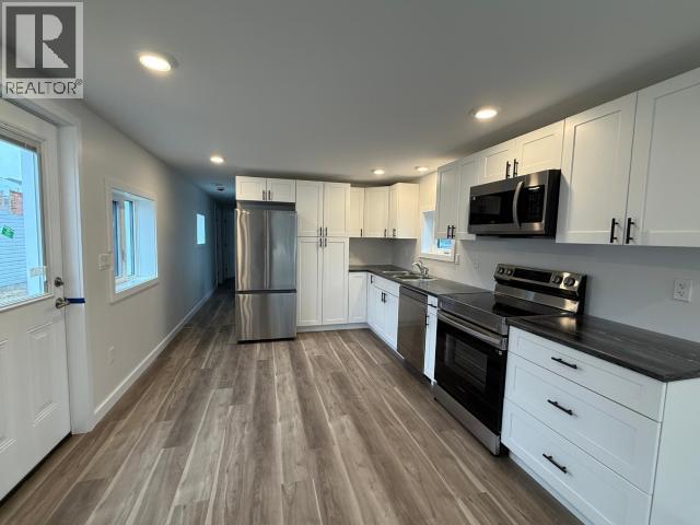 36-37 SYCAMORE STREET - 3