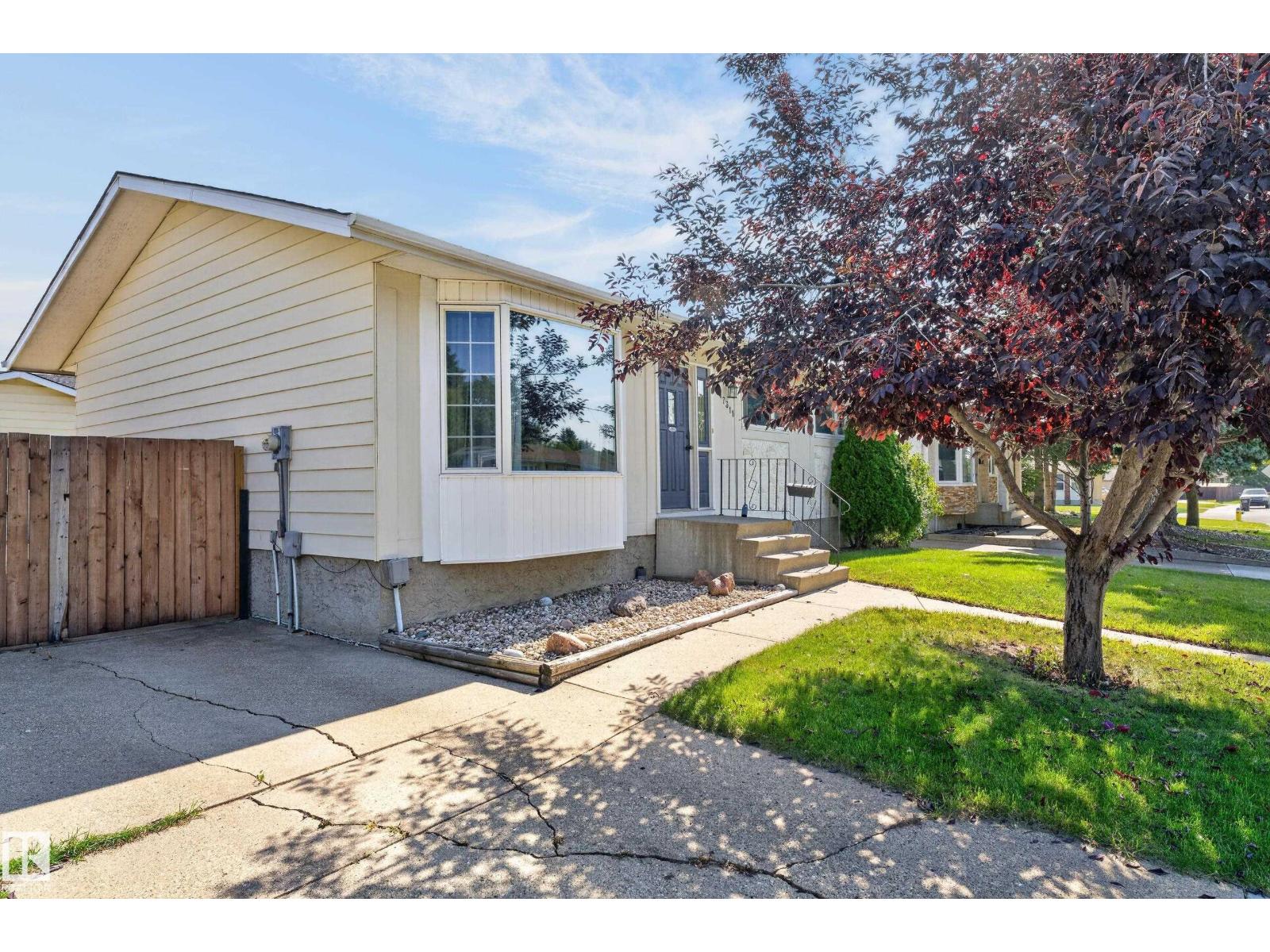 17311 101 ST NW, Baturyn, Edmonton photo 3