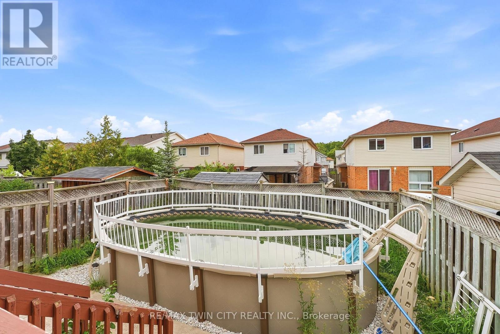 82 BRIDLEWREATH STREET - Image 27