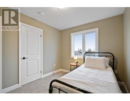 111 Addison Avenue, Lucan Biddulph, ON N0M2J0 Photo 34