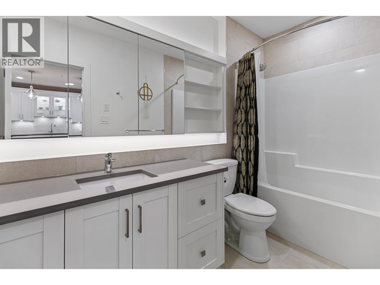 #202 1087 6TH AVENUE - Image 16