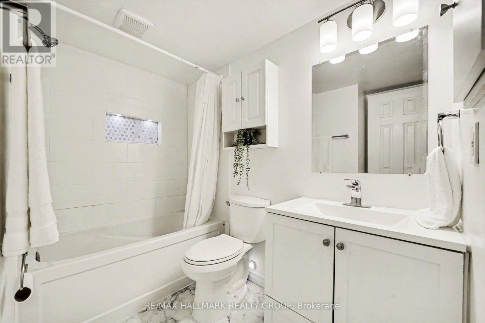 #15 1204 SHILLINGTON AVENUE - 17