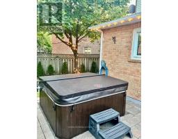 82 Ready Court, Brampton, ON L6Y4T4 Photo 9