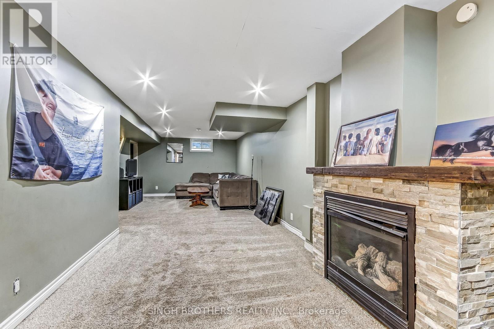 344 SPRINGBANK AVENUE N - 11