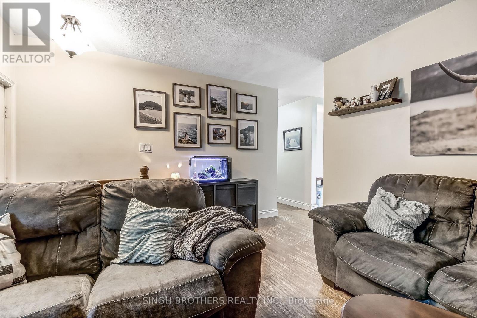 344 SPRINGBANK AVENUE N - 2