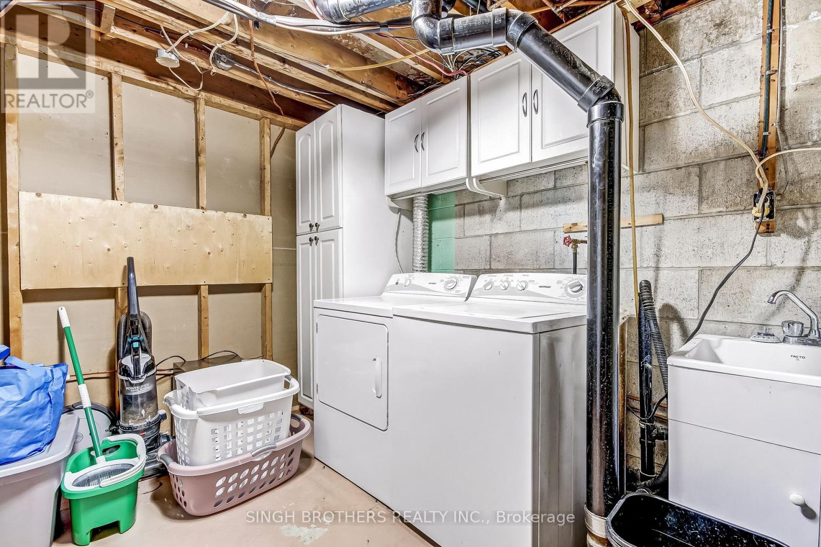 344 SPRINGBANK AVENUE N - 9