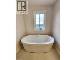131 Hillcrest Road, Port Colborne, ON L3K6E4 Photo 16