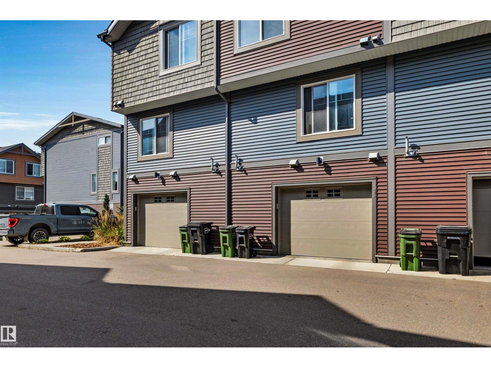 #33 3025 151 AV NW - 29