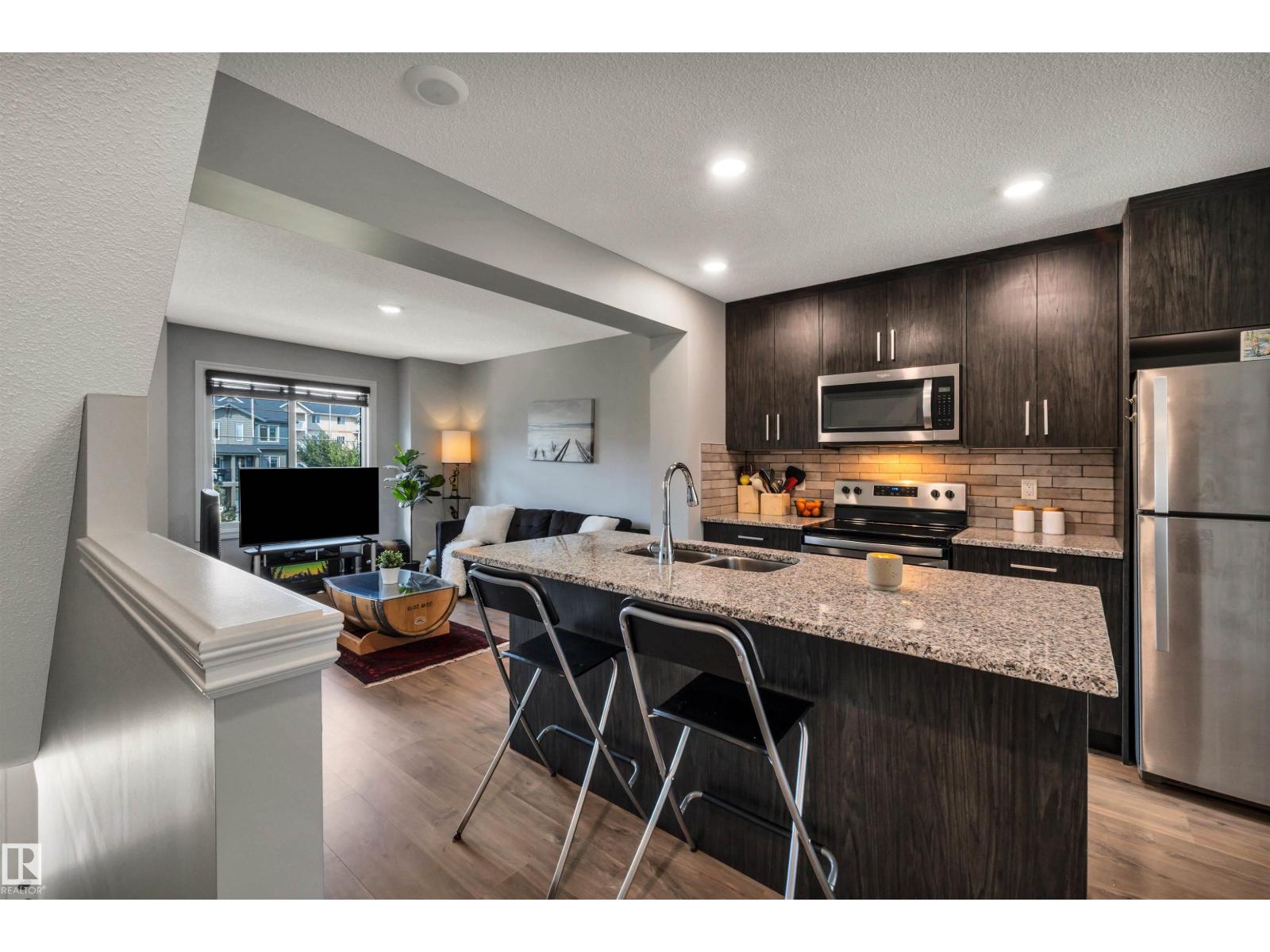 #33 3025 151 AV NW - 5