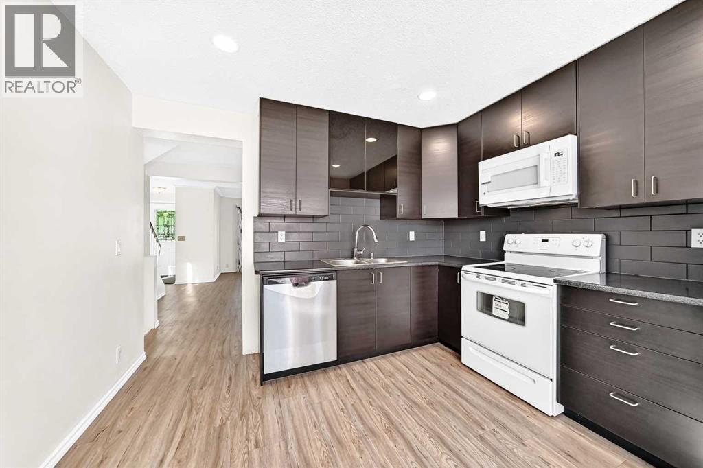 312 Falton Drive NE - 14