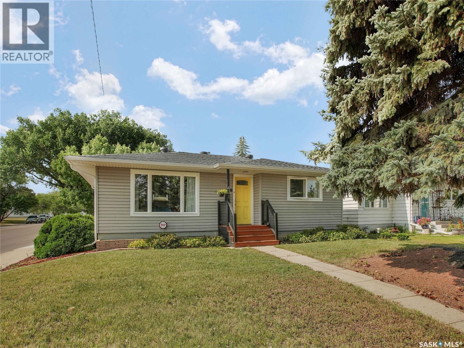 401 R AVENUE N - 1