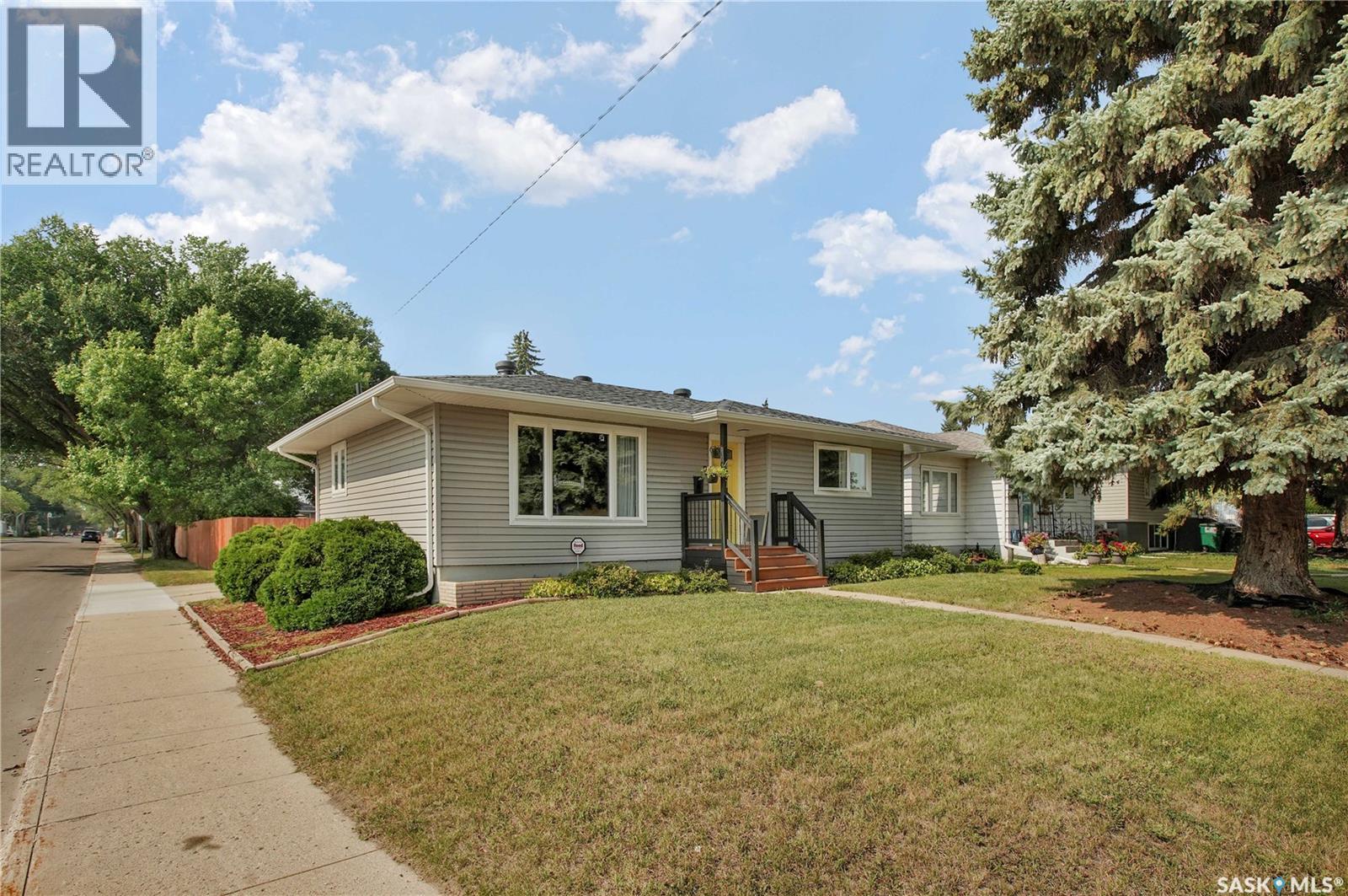 401 R AVENUE N - 2