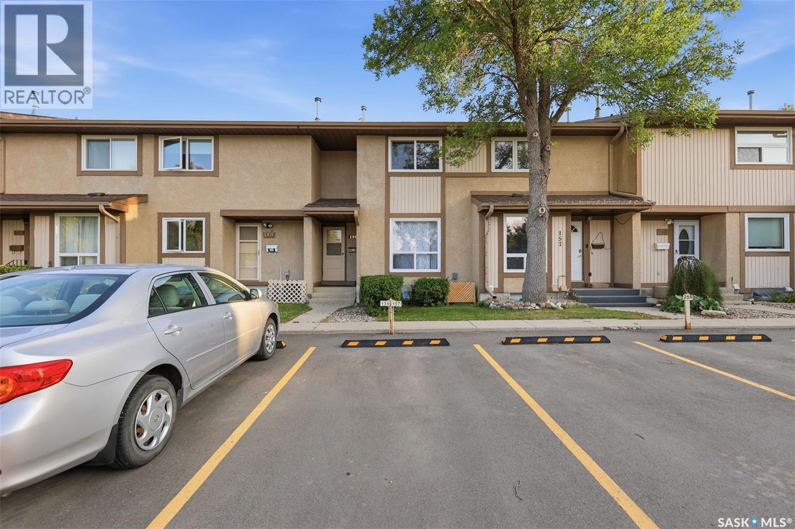 #156 1128 McKercher DRIVE - 1
