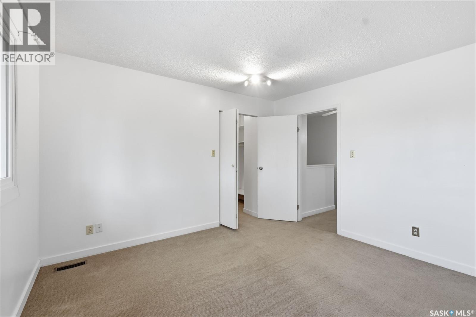 #156 1128 McKercher DRIVE - Image 15