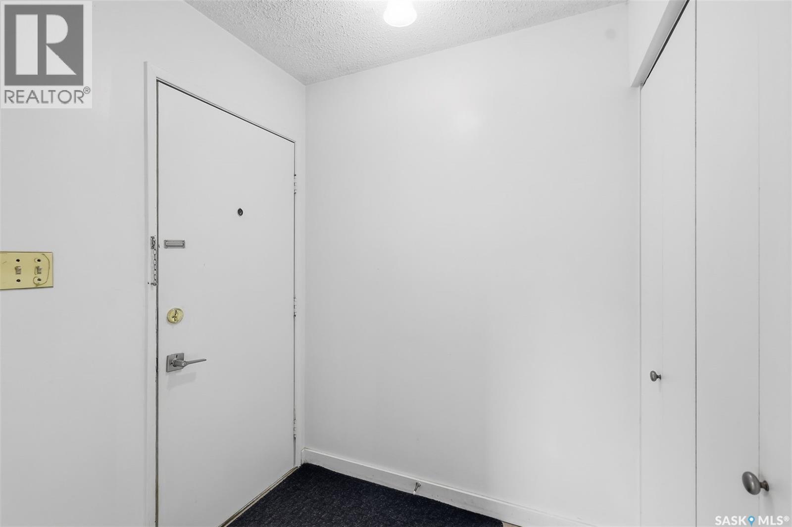 #156 1128 McKercher DRIVE - Image 3