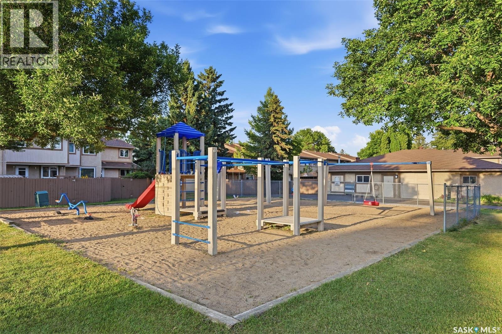 #156 1128 McKercher DRIVE - 35