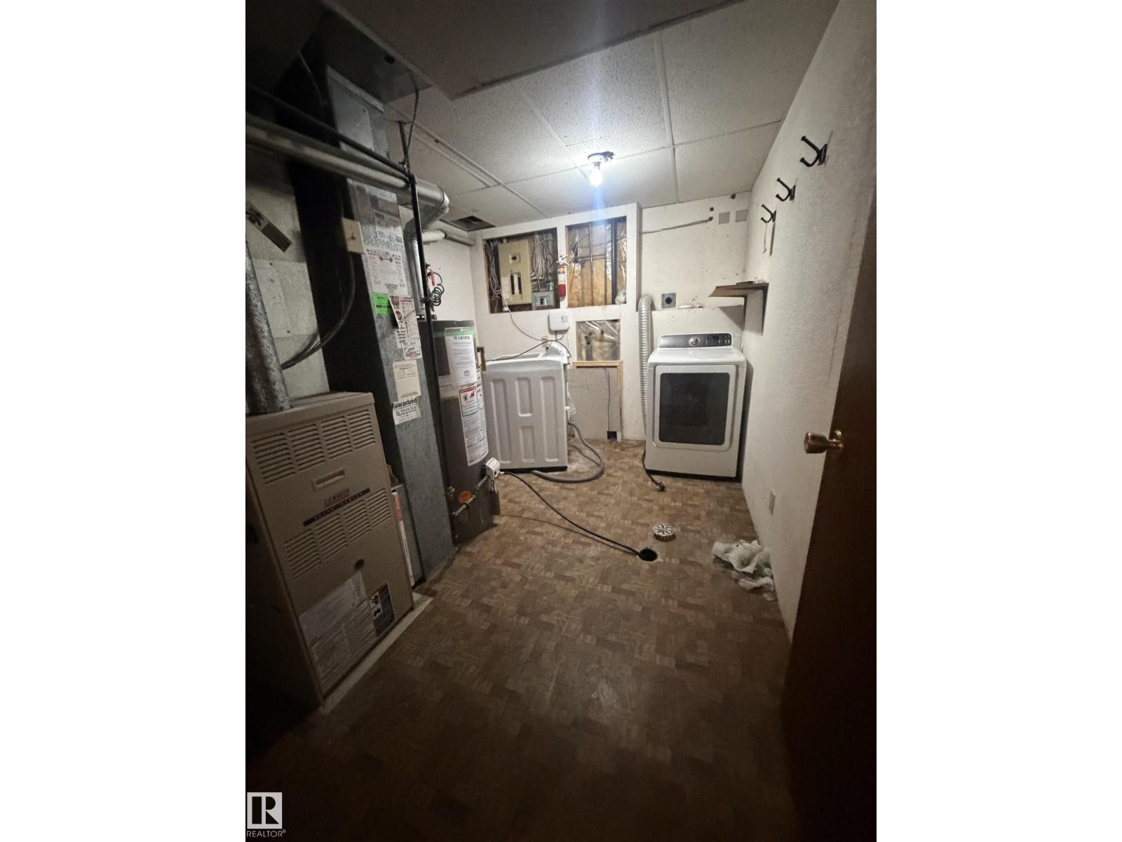 Photo 36