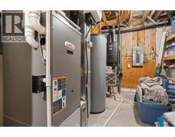 3804 69a Street Close, Camrose, AB T4V5A8 Photo 41