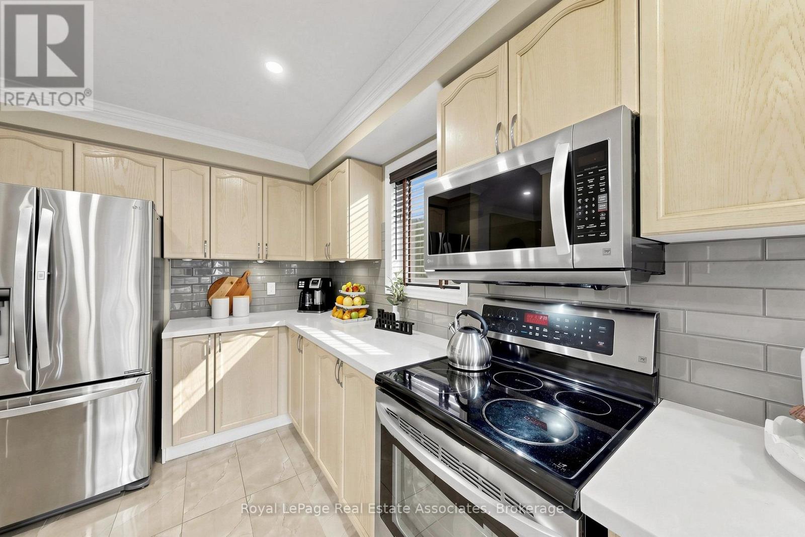 2 PRIMEAU AVENUE - 12