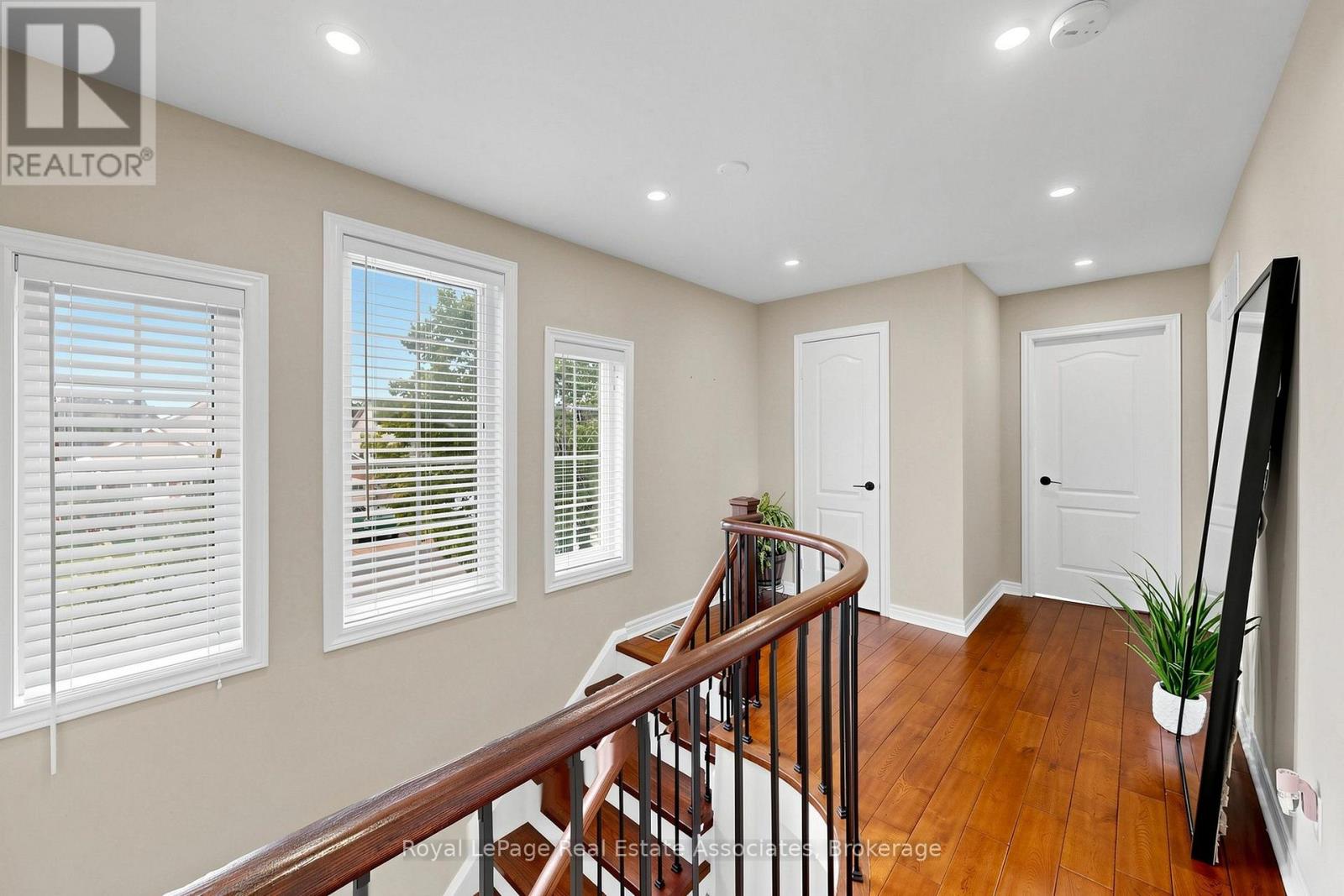 2 PRIMEAU AVENUE - 20