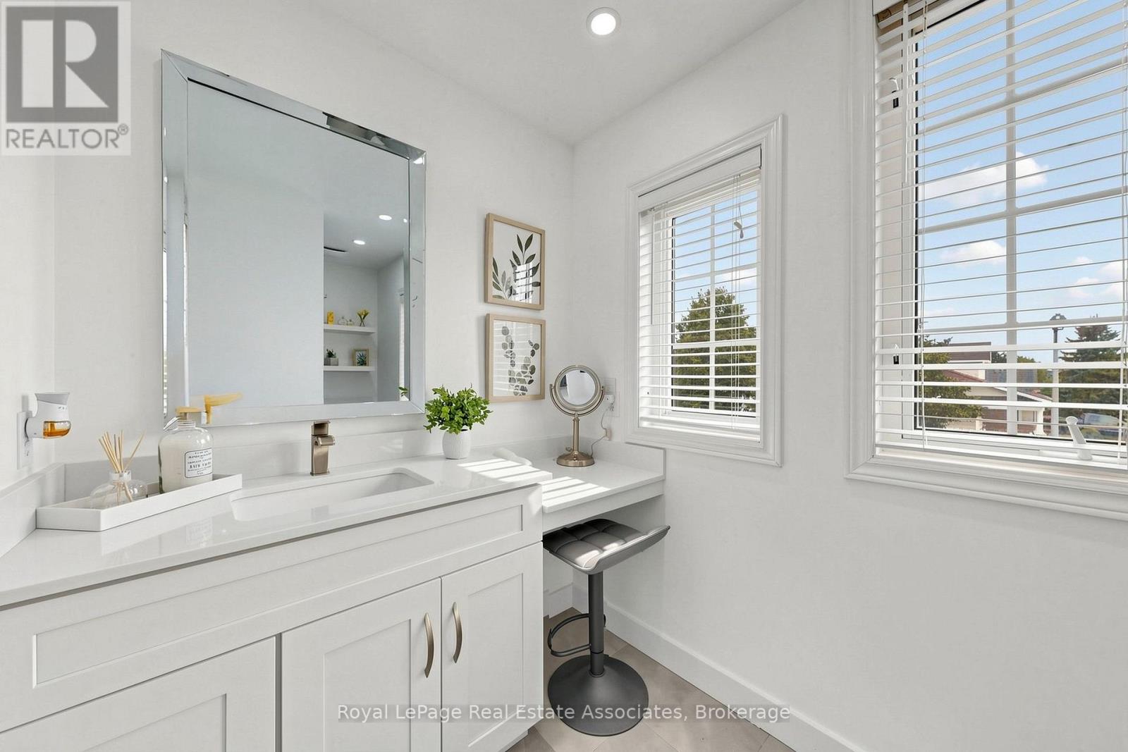 2 PRIMEAU AVENUE - 28