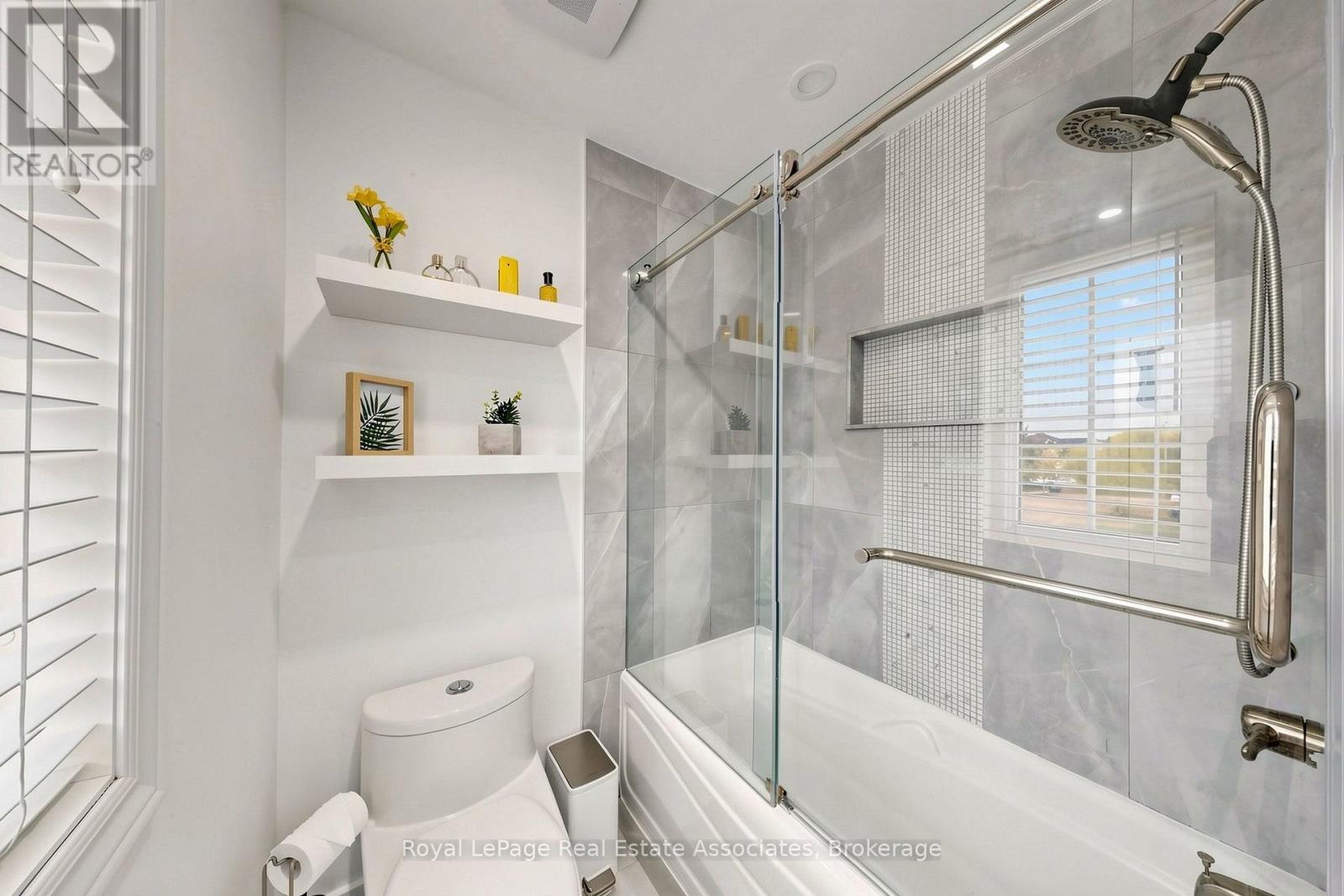 2 PRIMEAU AVENUE - 29