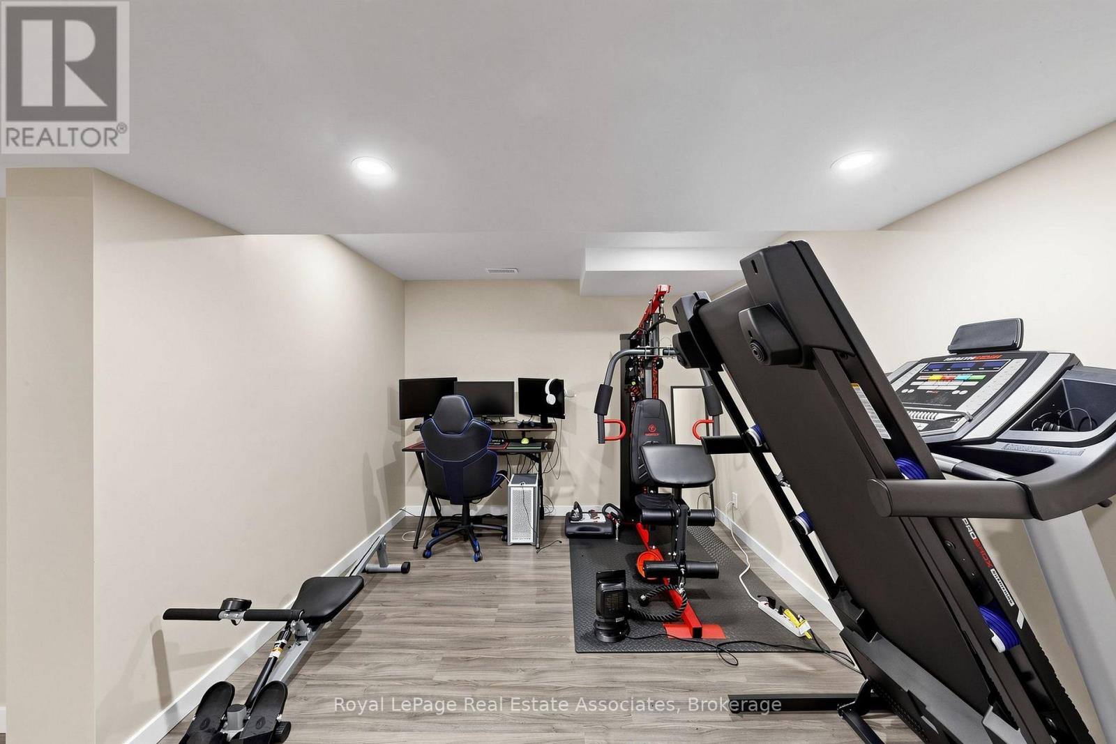 2 PRIMEAU AVENUE - 37