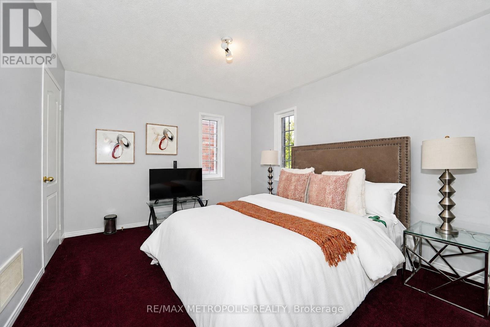 58 DUNWELL CRESCENT - 11