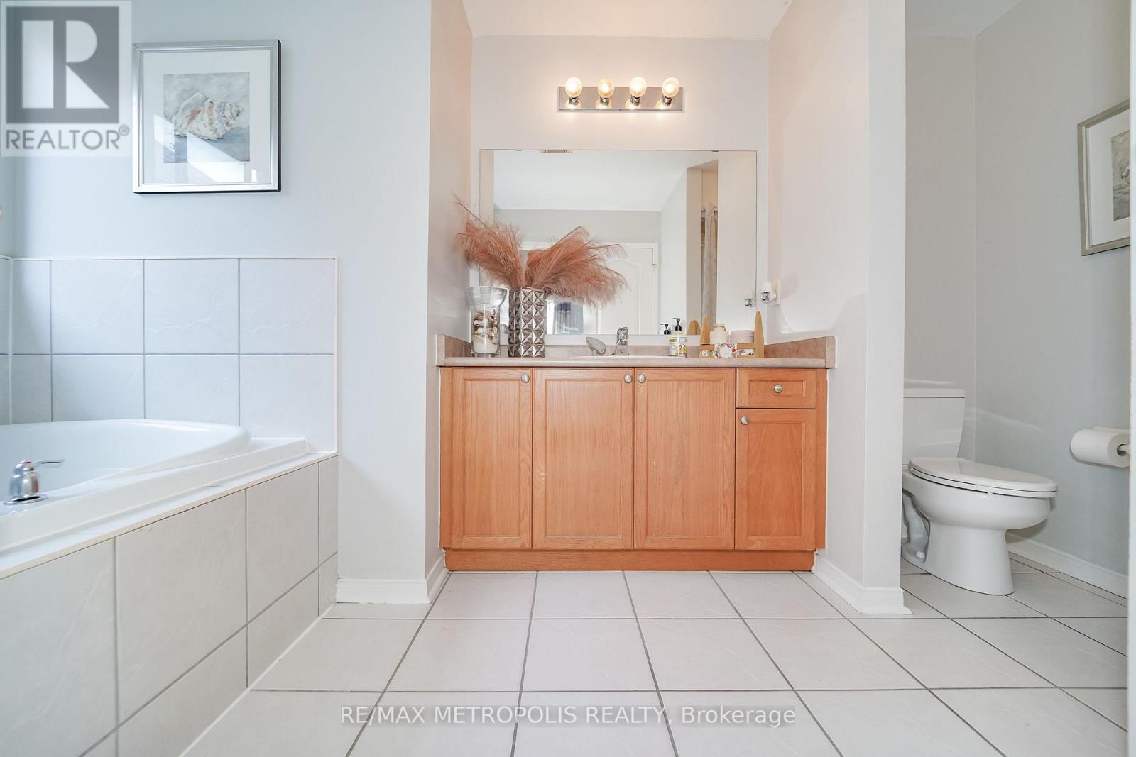 58 DUNWELL CRESCENT - 15