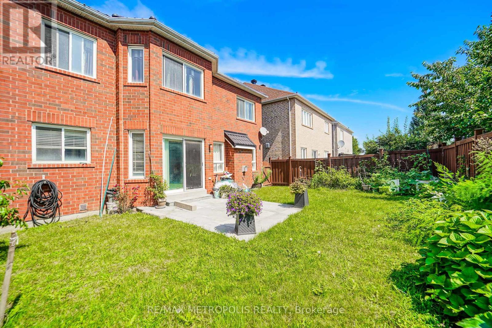 58 DUNWELL CRESCENT - 23