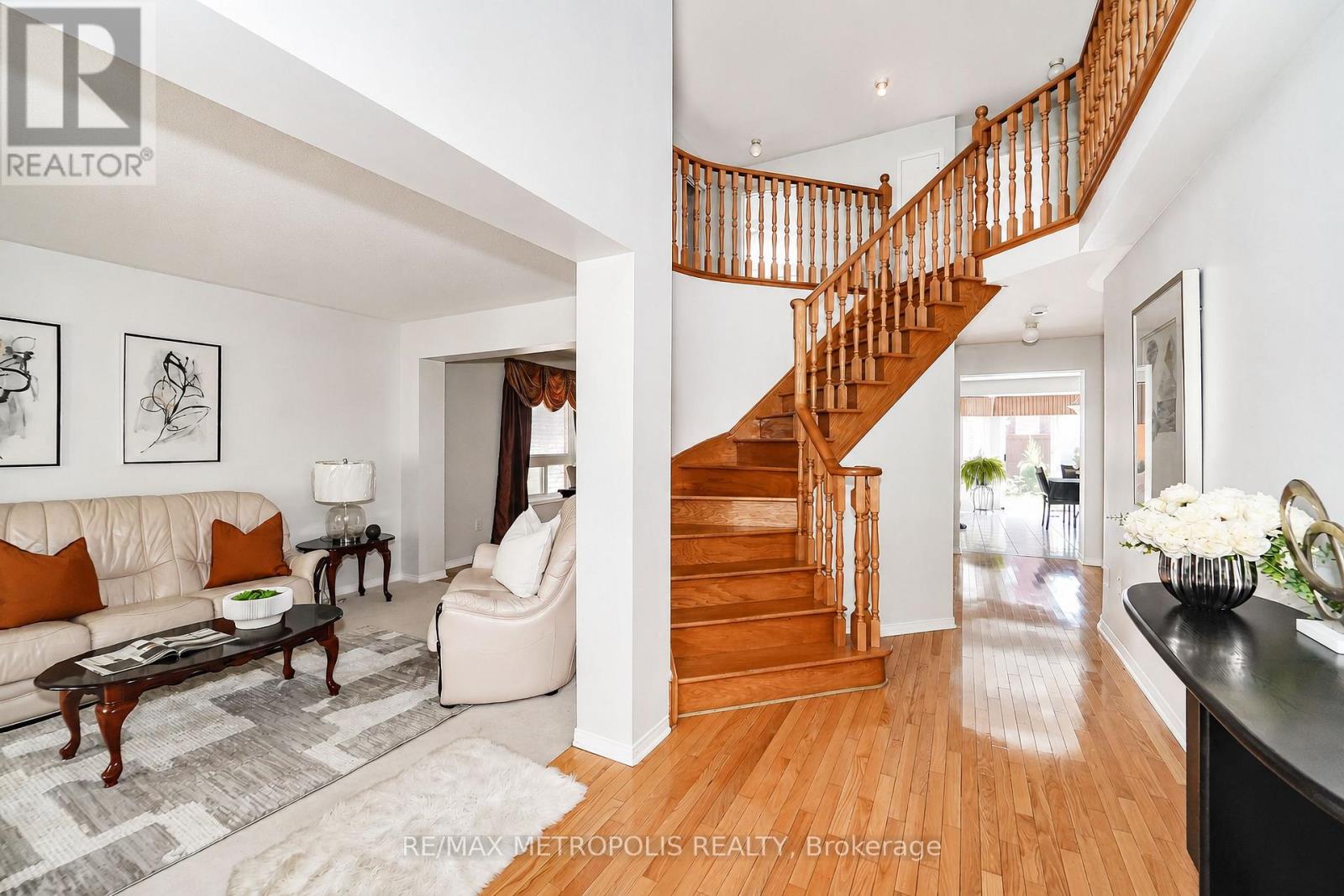 58 DUNWELL CRESCENT - 26