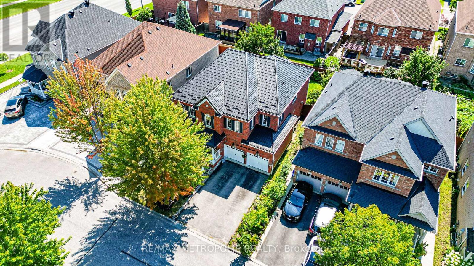 58 DUNWELL CRESCENT - 49