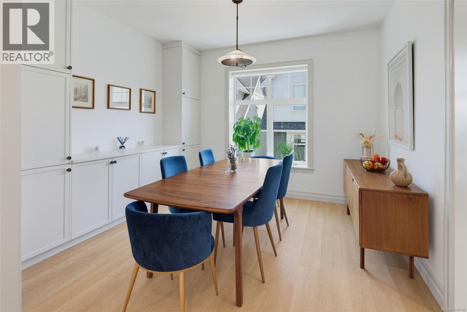 #4 3092 Washington Ave - 10