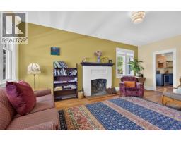307 3rd St, Courtenay, BC V9N1E3 Photo 13