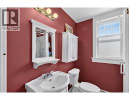 307 3rd St, Courtenay, BC V9N1E3 Photo 36