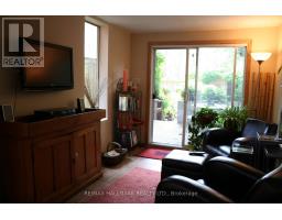 Sitting room - 118 Seaton Street, Toronto, ON M5A2T3 Photo 6