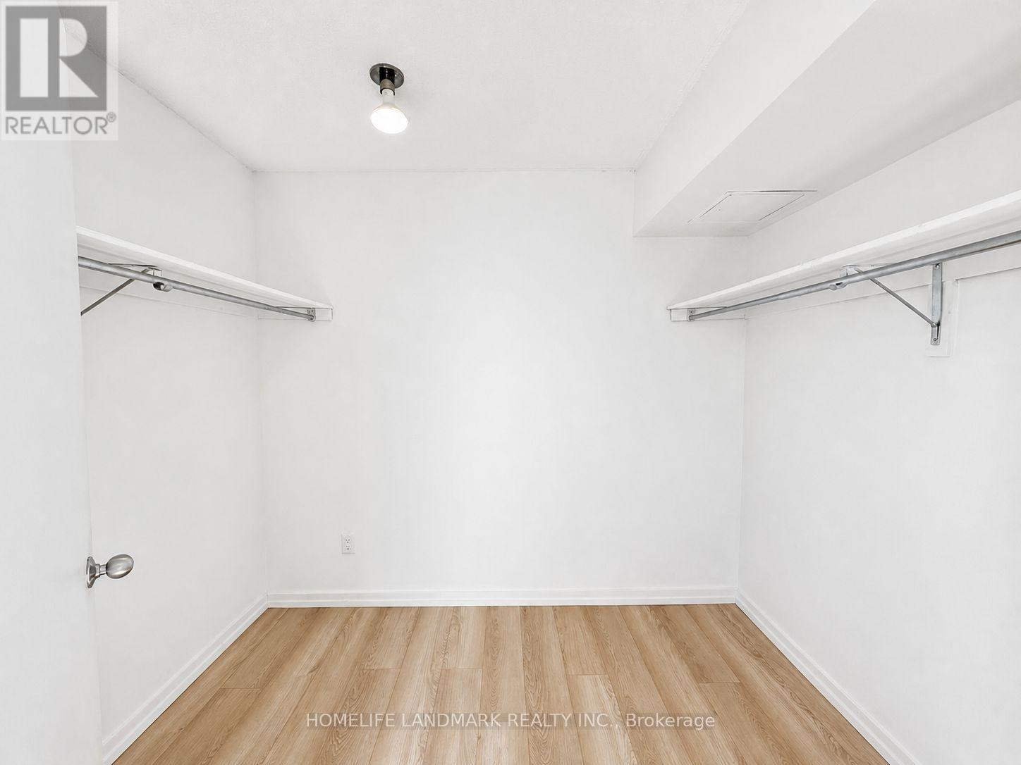 #917 2460 EGLINTON AVENUE E - 15