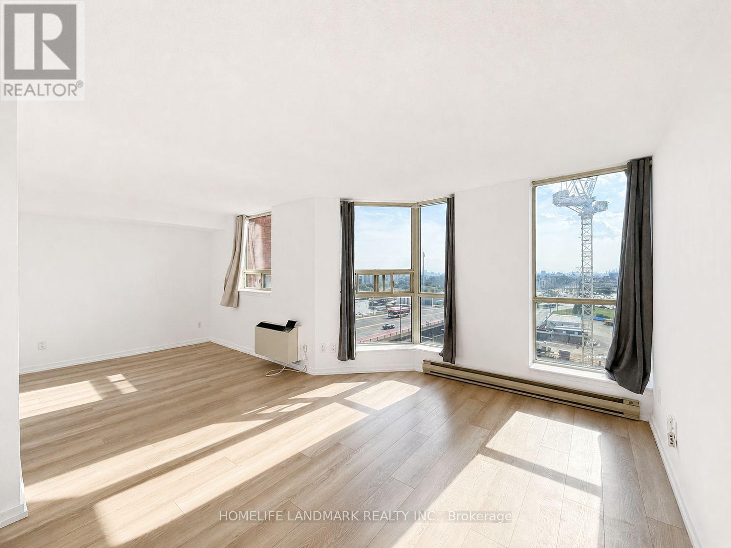 #917 2460 EGLINTON AVENUE E - 19