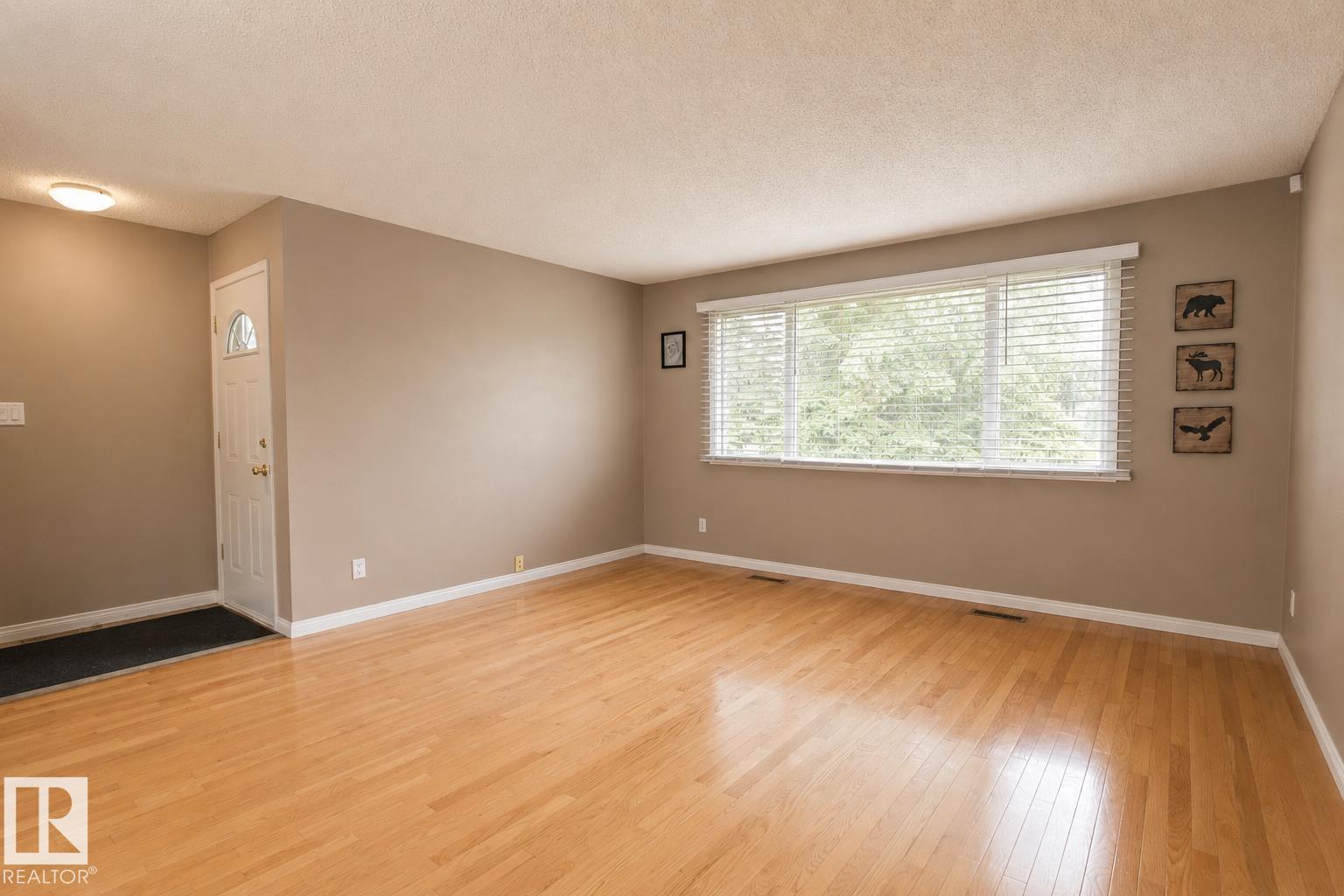 882 KNOTTWOOD RD S NW, Menisa, Edmonton photo 5