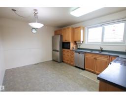 882 Knottwood Rd S Nw, Edmonton, AB T6K3C3 Photo 14