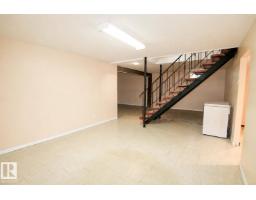 882 Knottwood Rd S Nw, Edmonton, AB T6K3C3 Photo 24