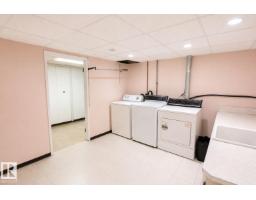 882 Knottwood Rd S Nw, Edmonton, AB T6K3C3 Photo 32