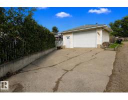 882 Knottwood Rd S Nw, Edmonton, AB T6K3C3 Photo 36