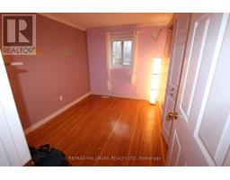 Upper Unit - 8 Meadowland Avenue, Barrie, ON L4N2Y4 Photo 10